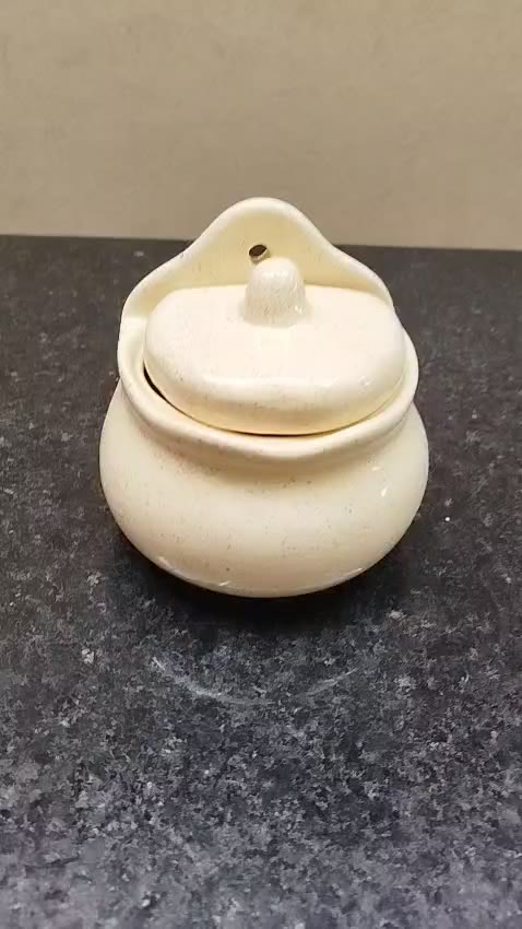 Saleiro De Parede Em Cerâmica Artesanal Chapiscado 400g